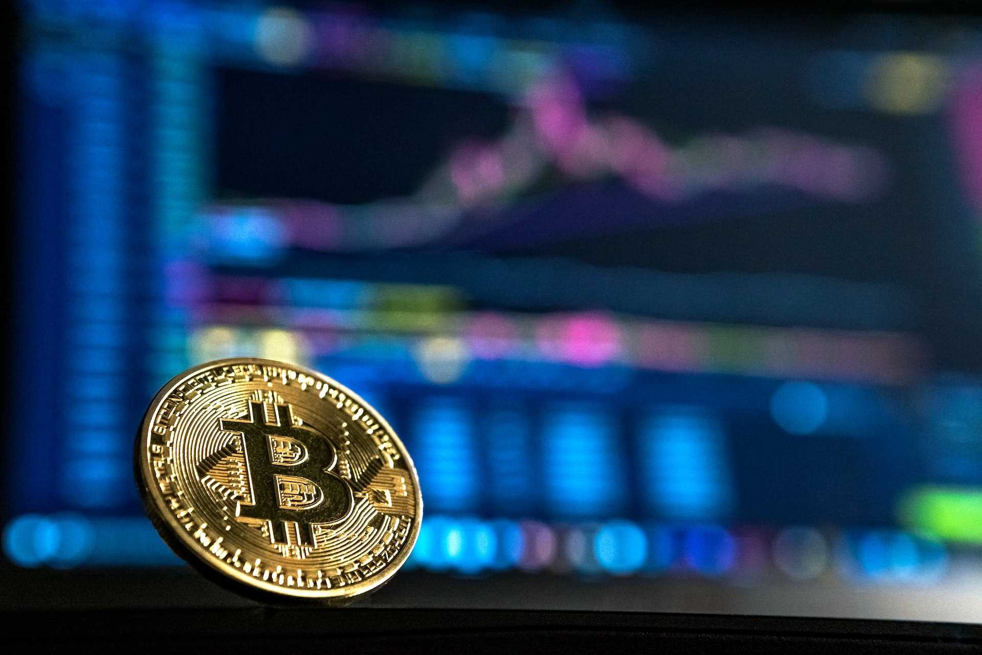 Bitcoin Price Consolidates After Failing To Break Through Key Resistance Level